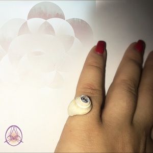 Seashell Ring with Cubic Zirconia center